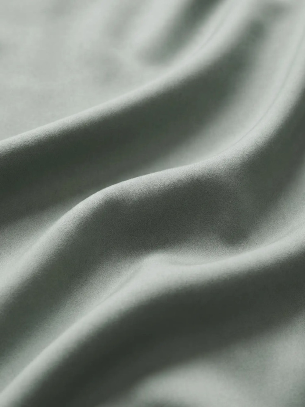 Quince Bamboo Sheet Set in Eucalyptus - Picture 4 of 5
